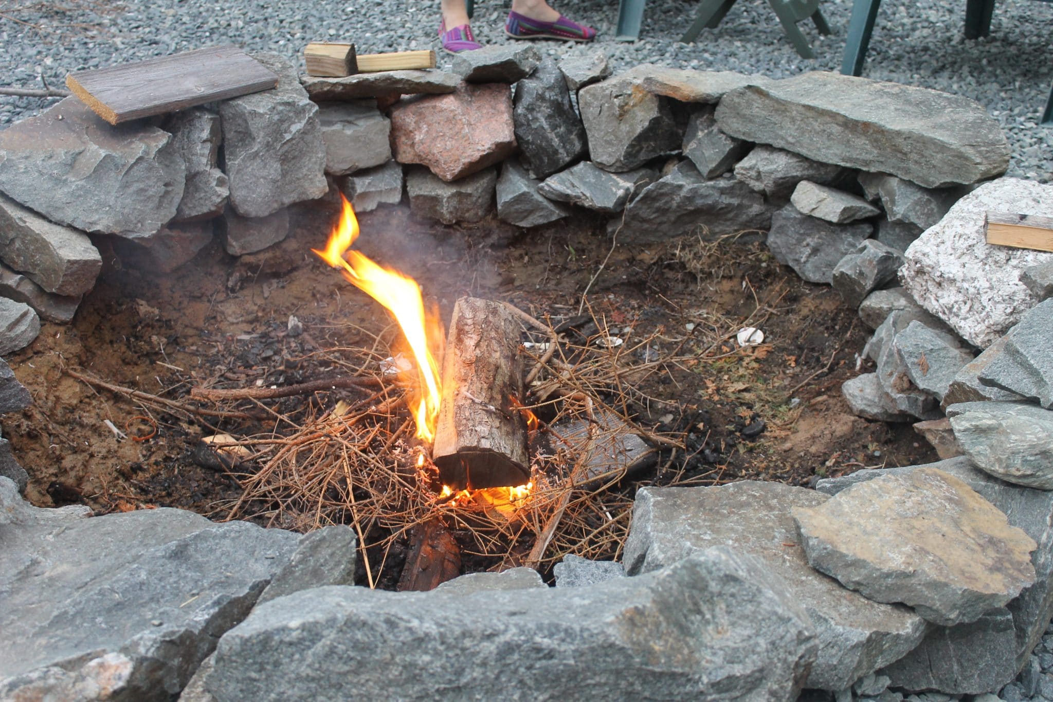 Survival skills: How to find and process tinder for fire-making ...